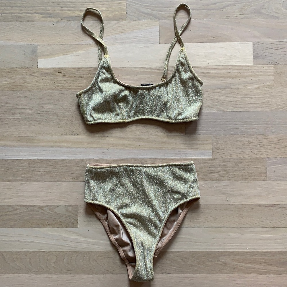 GOLD SPARKLE TRIANGL BIKINI WITH TAGS NEVER WORN